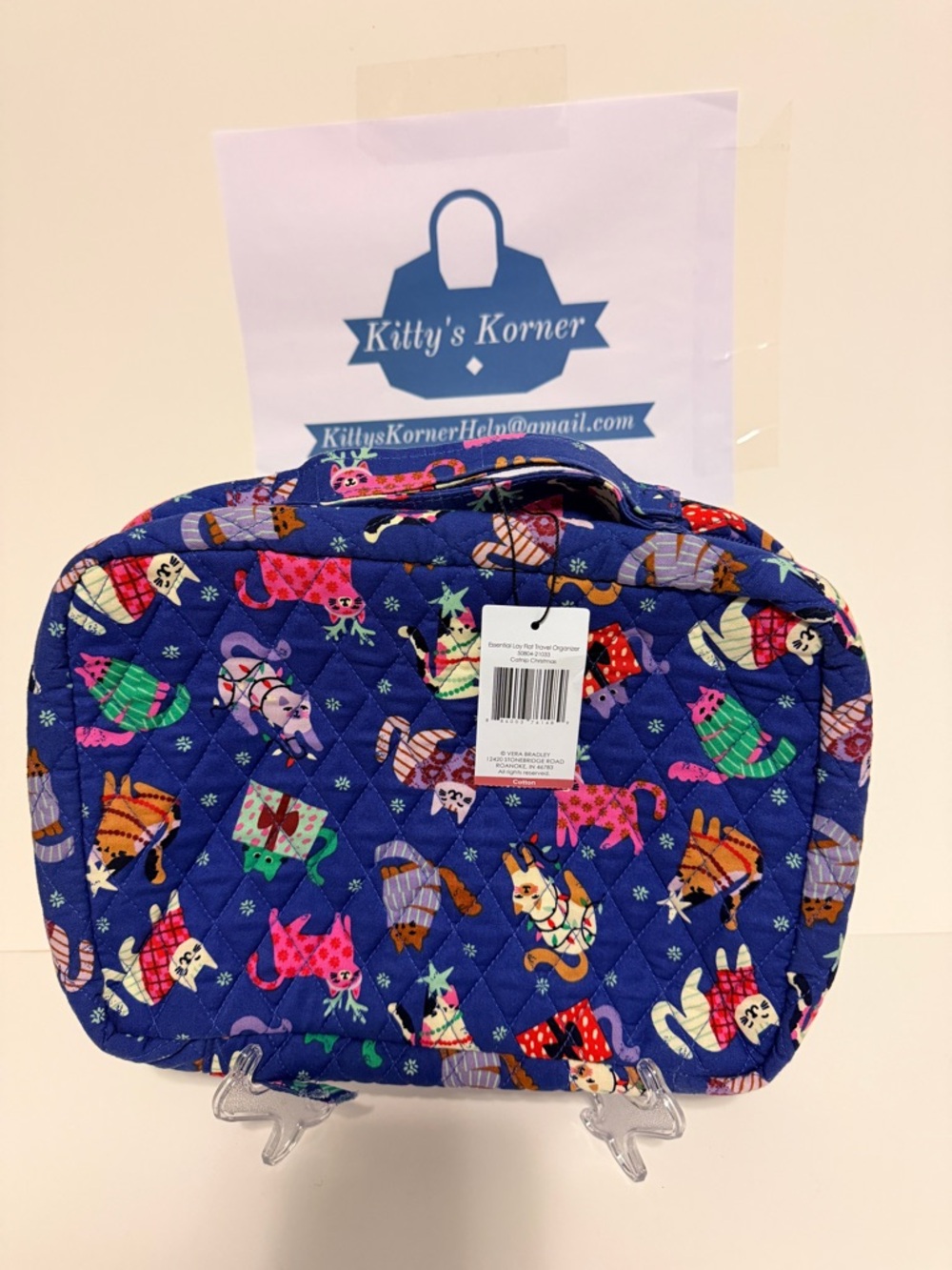 Vera Bradley BNWT Travel Organizer- Christmas Cat Nip Print - Picture 2 of 11